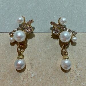 Elegant Pearl and Crystal Drop Earrings